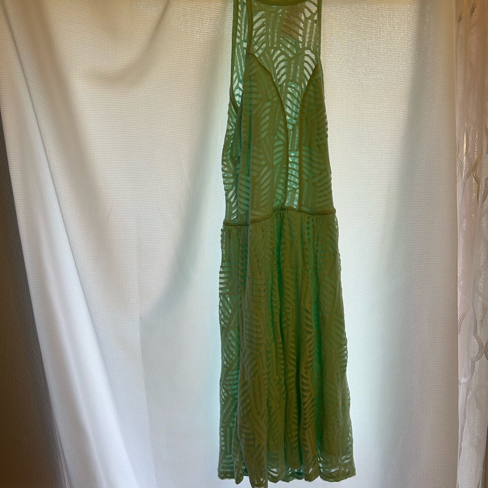 NWT Green Windsor Dress with Mesh